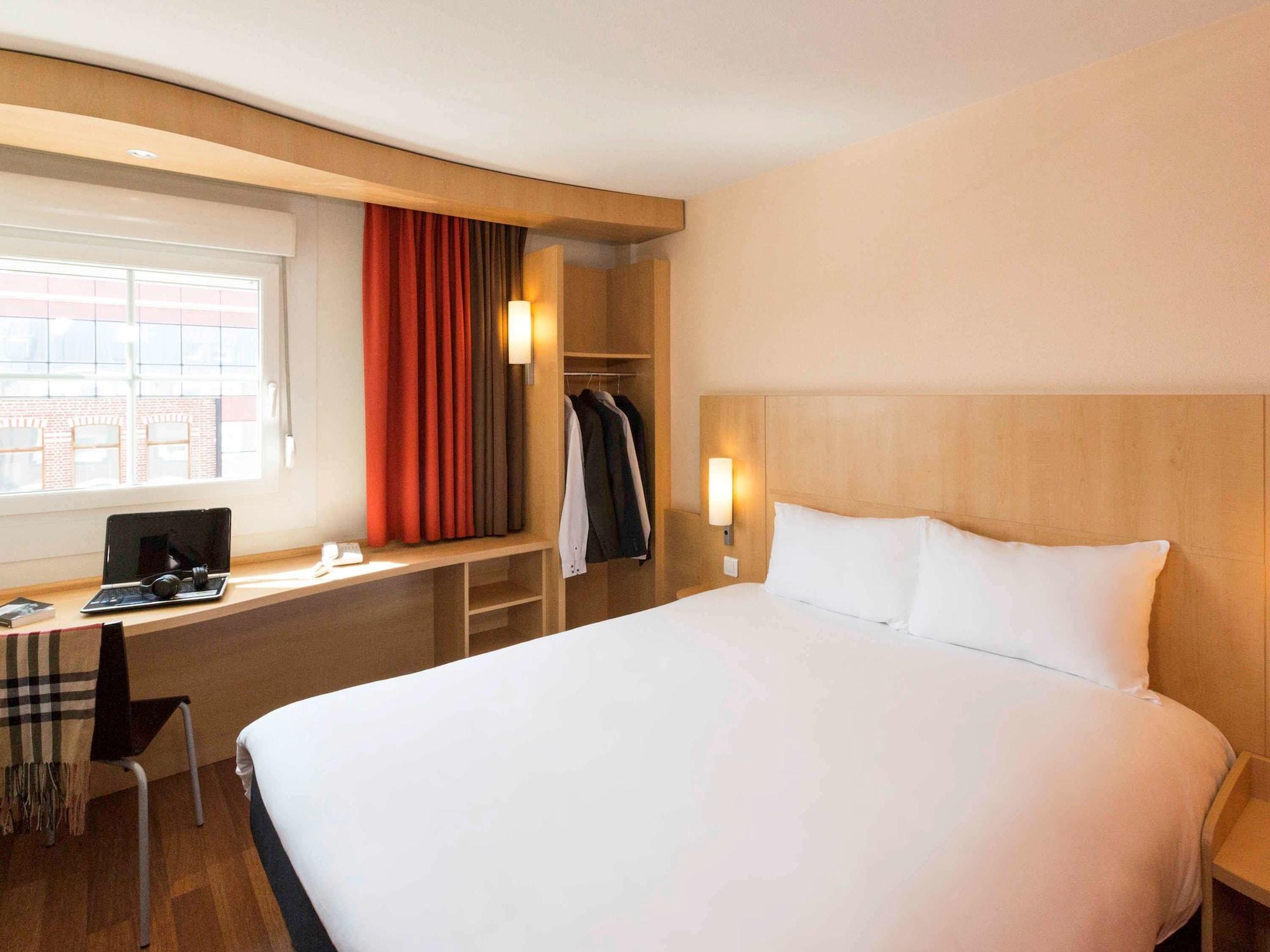 Ibis Lille Lomme Centre Hotel Exterior photo