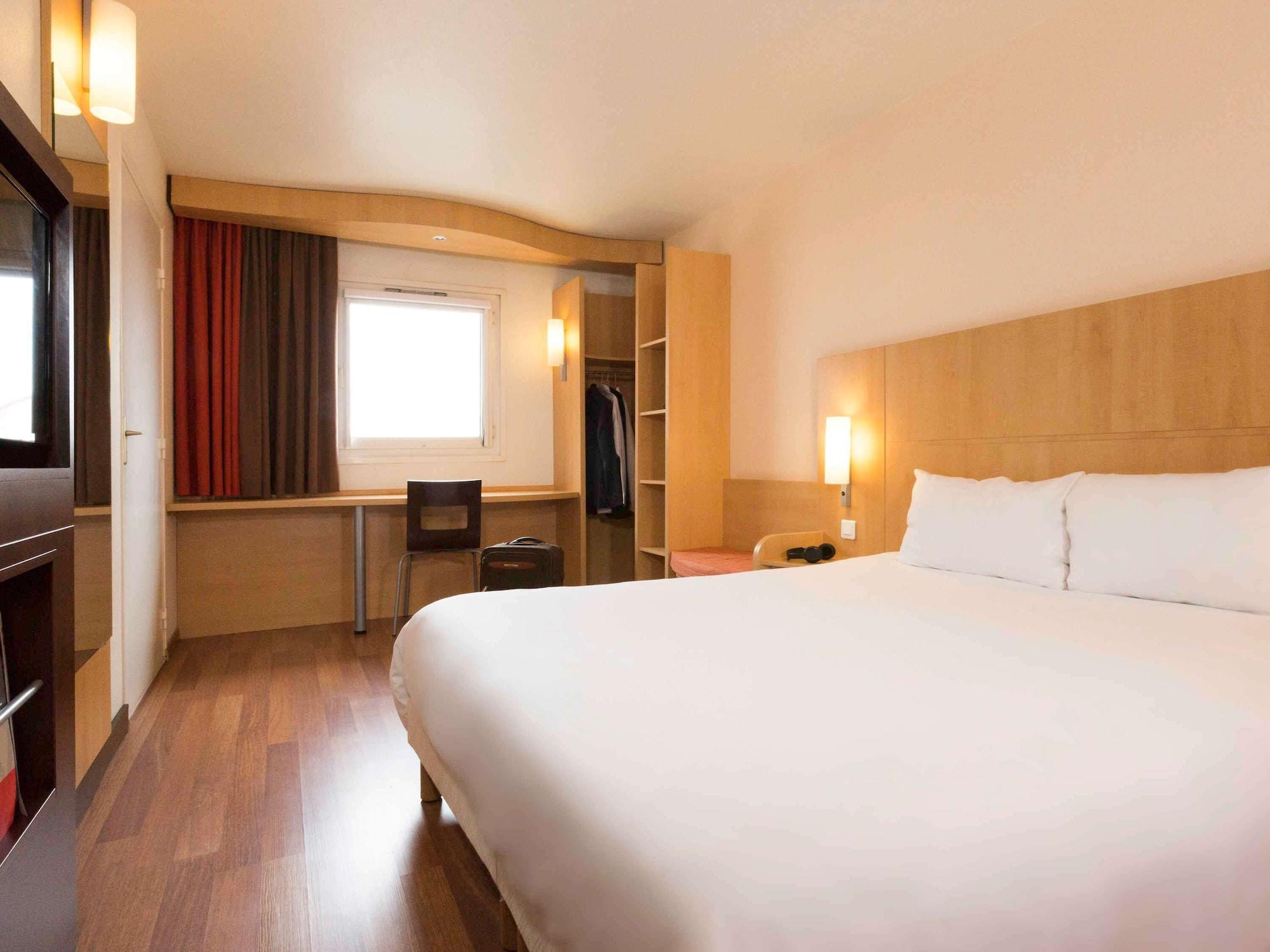 Ibis Lille Lomme Centre Hotel Exterior photo