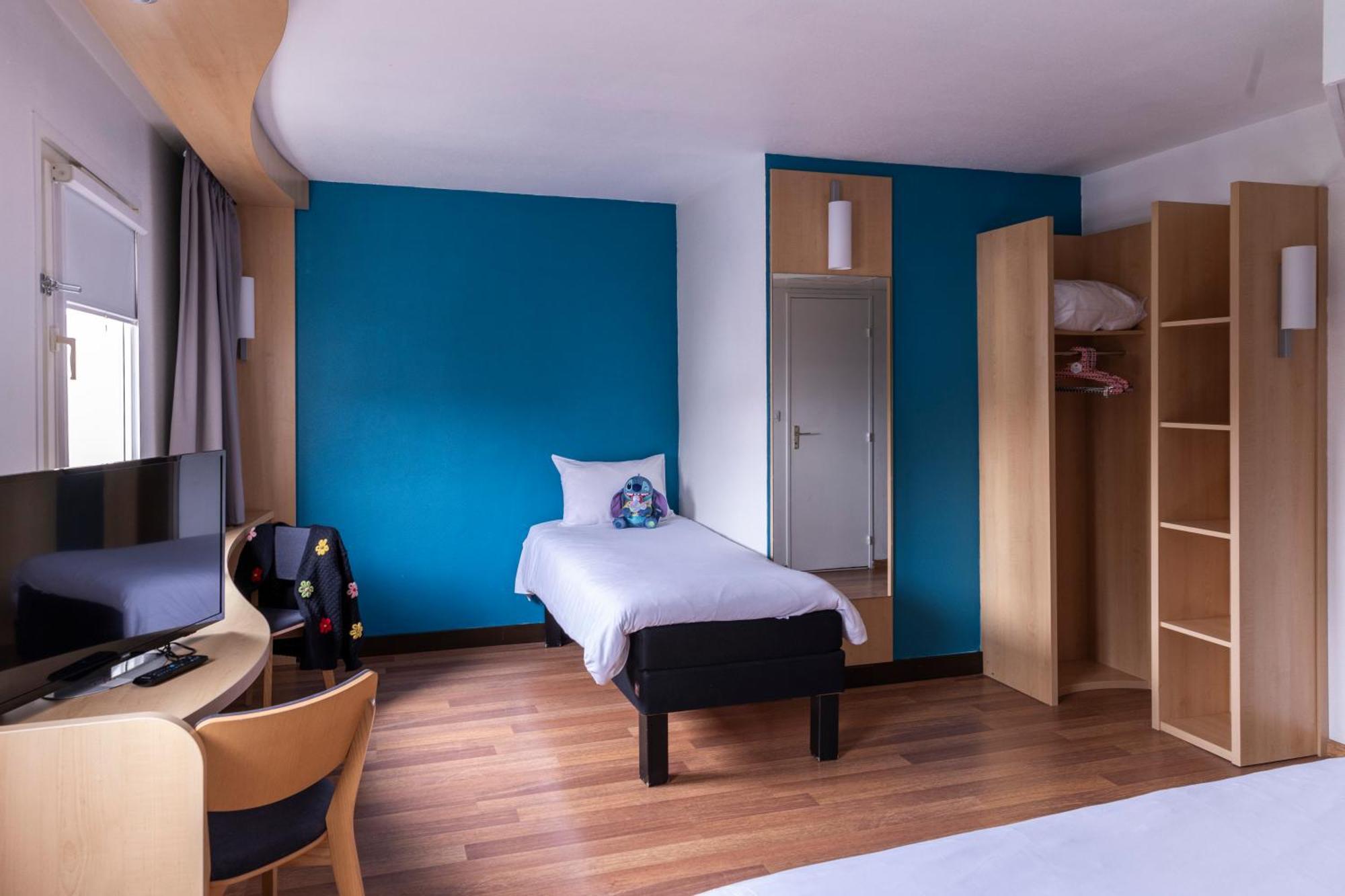 Ibis Lille Lomme Centre Hotel Exterior photo